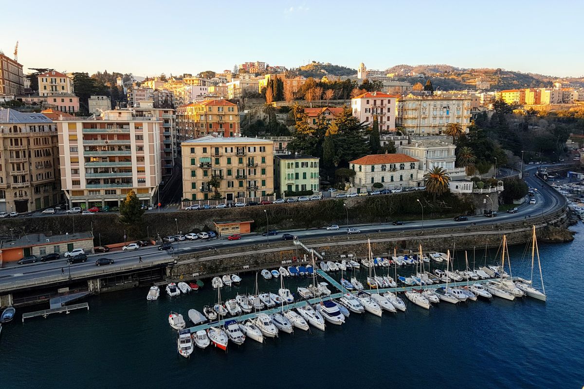  Rejs Śródziemnomorska Odyseja z Savony do Stambułu z polskim pilotem - Costa Fortuna kabina wewnętrzna 2 osobowa 