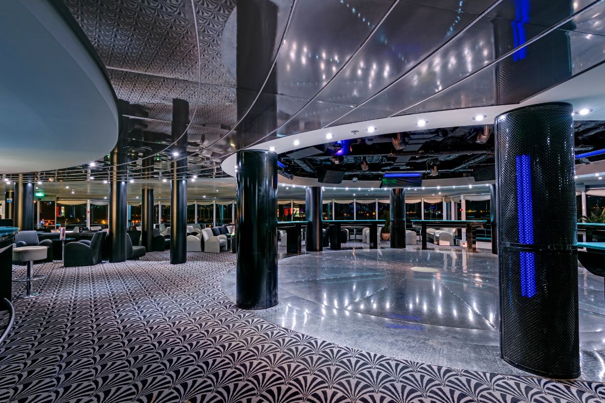  Perły Adriatyku z Kotorem i Korfu z polskim pilotem - MSC Armonia kabina wewnętrzna 2 osobowa 