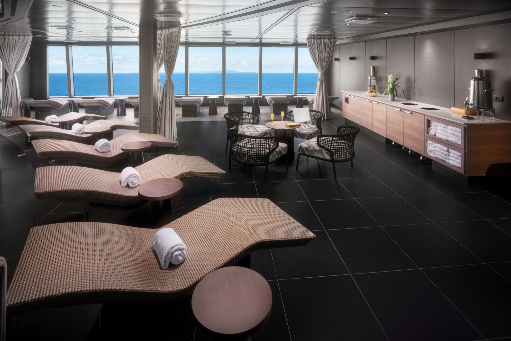  Rejs Polinezja, Bora Bora i Hawaje z polskim pilotem - Norwegian Spirit kabina wewnętrzna 2 osobowa 