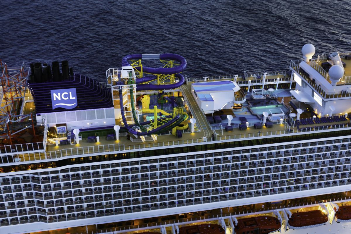  Norwegian Escape Karaiby z Teksasu - Kabina z balkonem 