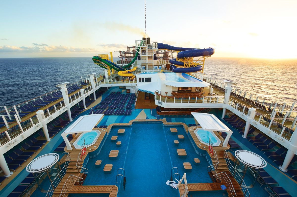  Norwegian Escape Karaiby z Teksasu - Kabina z balkonem 