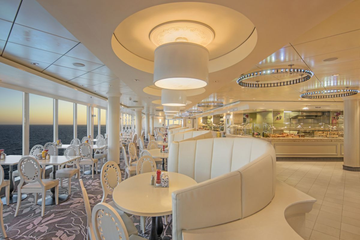 Norwegian Epic z Rzymu do Barcelony - Kabina z oknem 