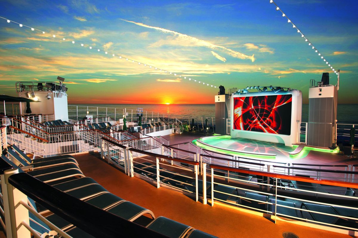  Norwegian Epic z Rzymu do Barcelony - Kabina z oknem 