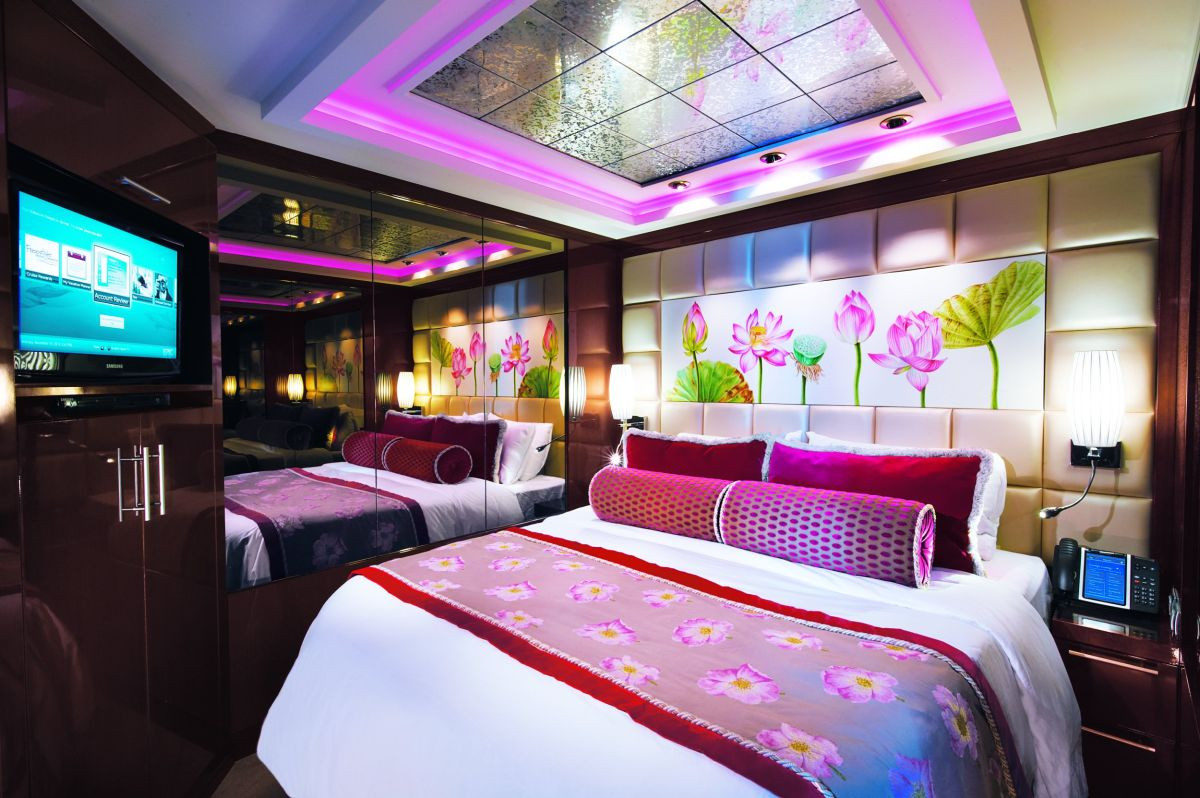  Norwegian Epic z Rzymu do Barcelony - Kabina z oknem 