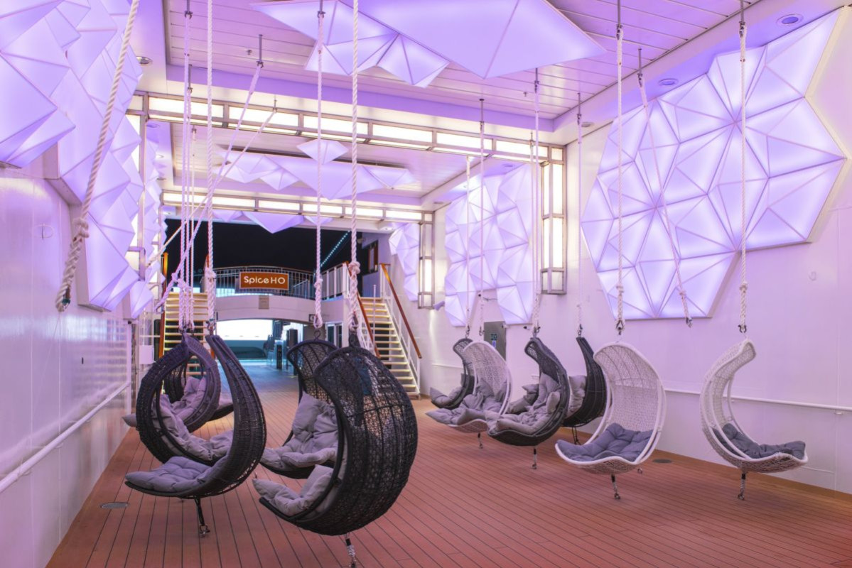  Norwegian Epic z Rzymu do Barcelony - Kabina z oknem 